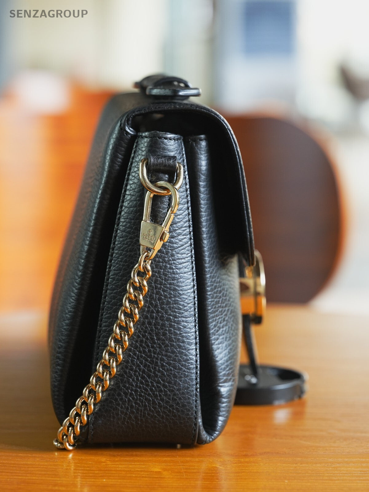 GUCCI Interlocking Top Handle Shoulder Bag
