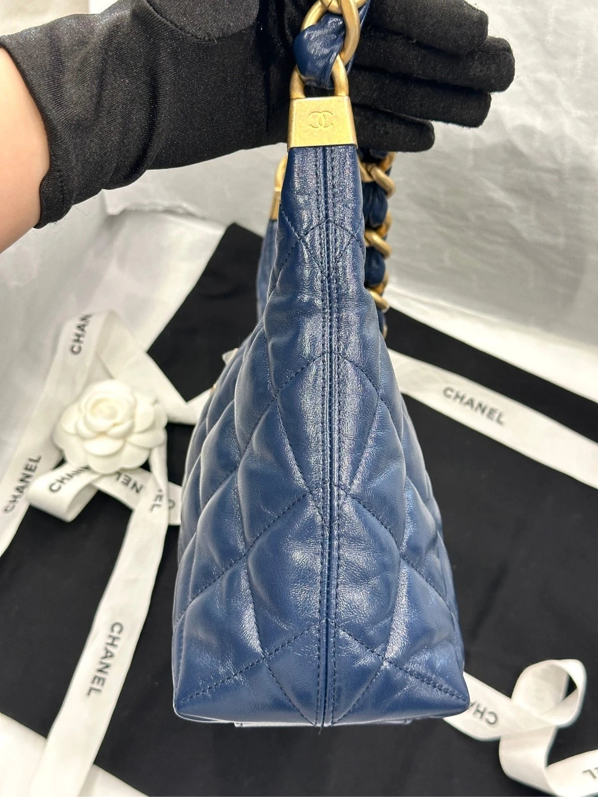 CHANEL Medium Navy Lambskin Hobo Shoulder Bag For Women