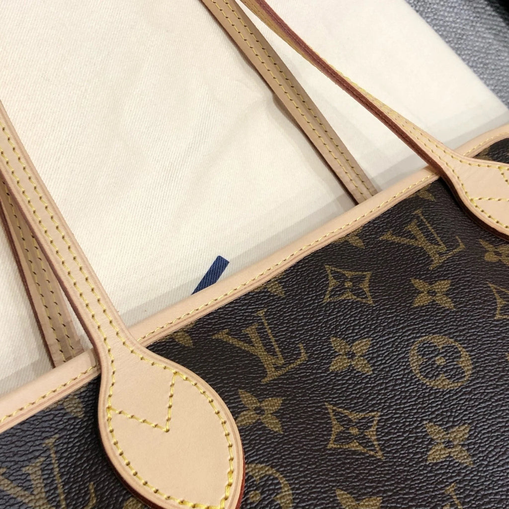 Louis Vuitton Neverfull Medium Canvas Tote Bag For Women