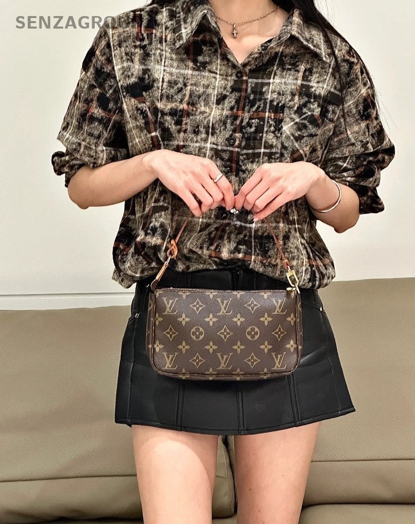 Louis Vuitton Monogram Pochette Accessories Shoulder Handbag Women Brown