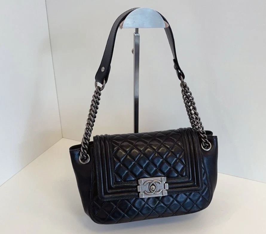 Chanel Leboy Tote Diamond Shoulder Bag Chain Black Women Fashion