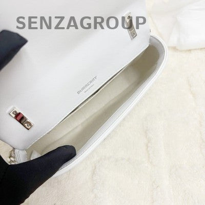 Burberry Chain Shoulder Crossbody Bag White Silver Classic Women Fashion