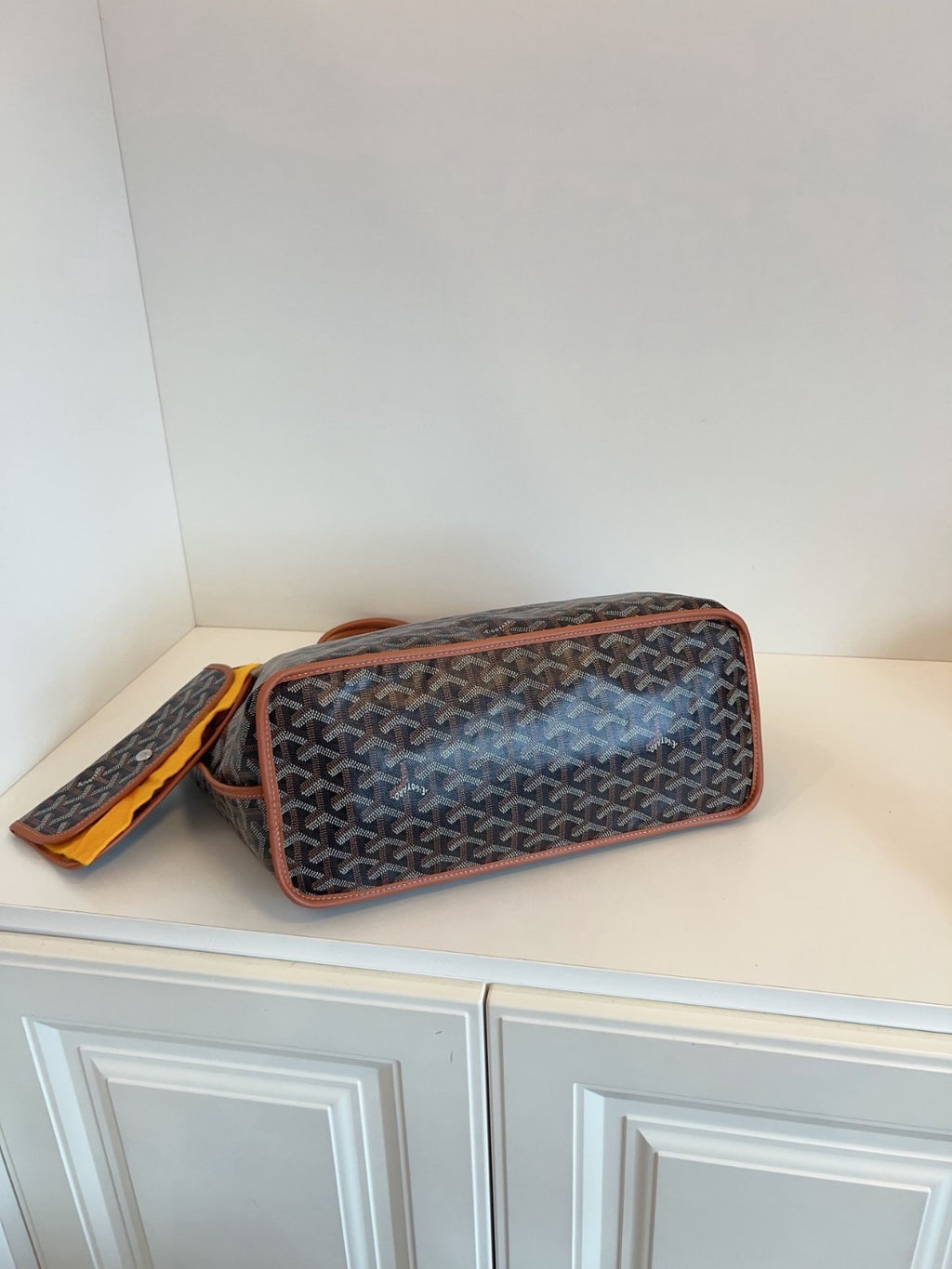 Goyard Tote MM Monogram caramel color with pouch Shoulder Handbag Brown
