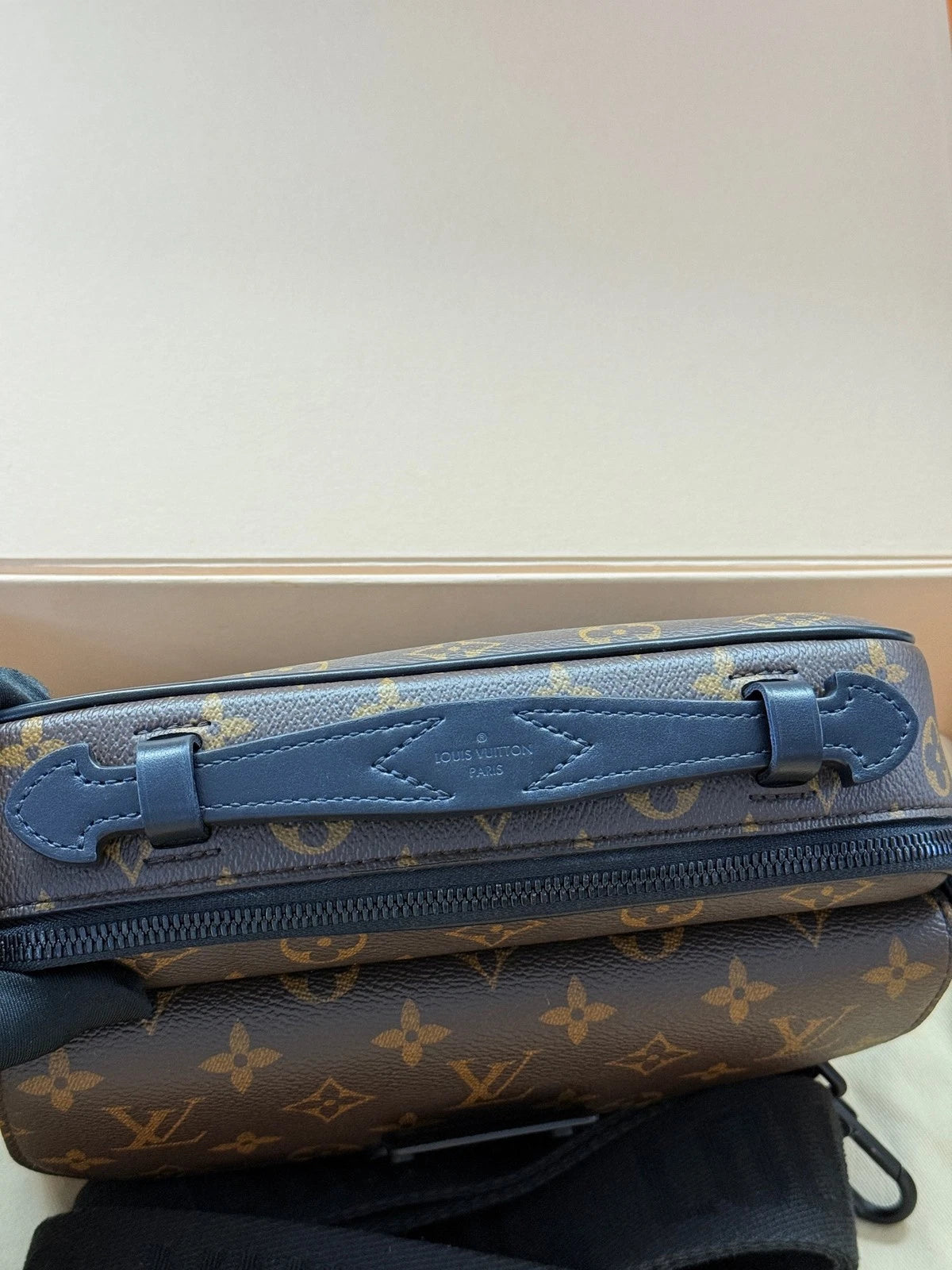 Louis Vuitton Monogram Canvas S-lock Messenger Bag For Women