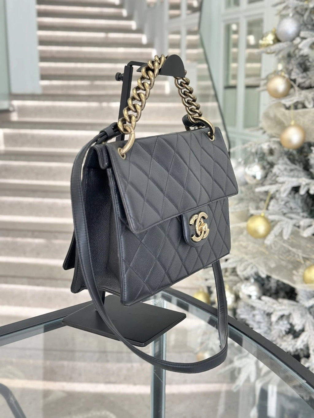 Chanel Diamond Chain Calfskin Top Handle Crossbody Black Gold Women Classic S