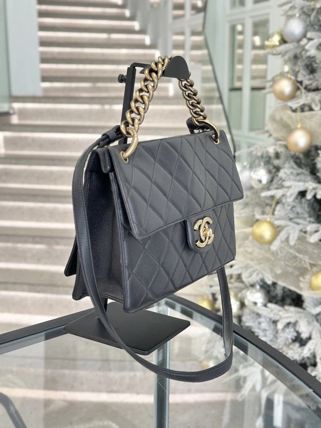 Chanel Diamond Chain Calfskin Top Handle Crossbody Black Gold Women Classic S