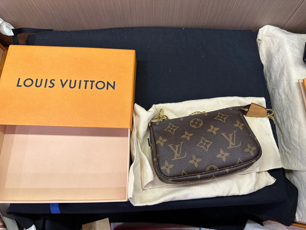Authentic Louis Vuitton Mini Mahjong Clutch For Women