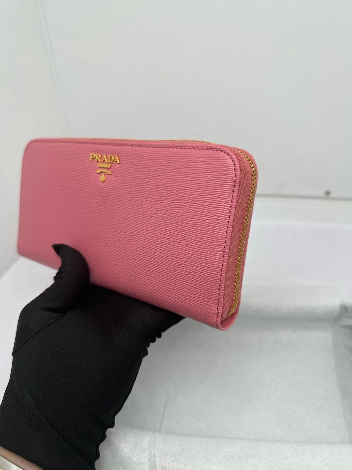 PRADA Women Pink Leather Short Wallet Clutch