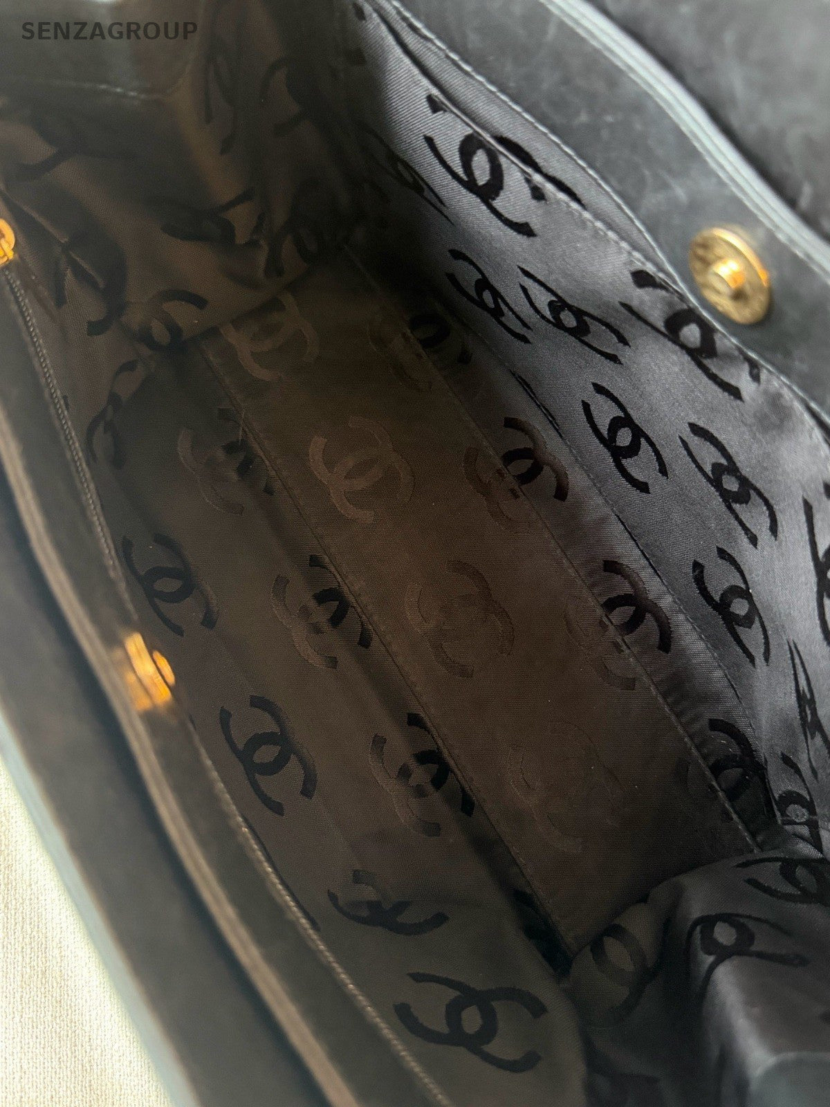 Chanel Diamond Tote Chain Shoulder Bag Black Gold Women Classic Vintage