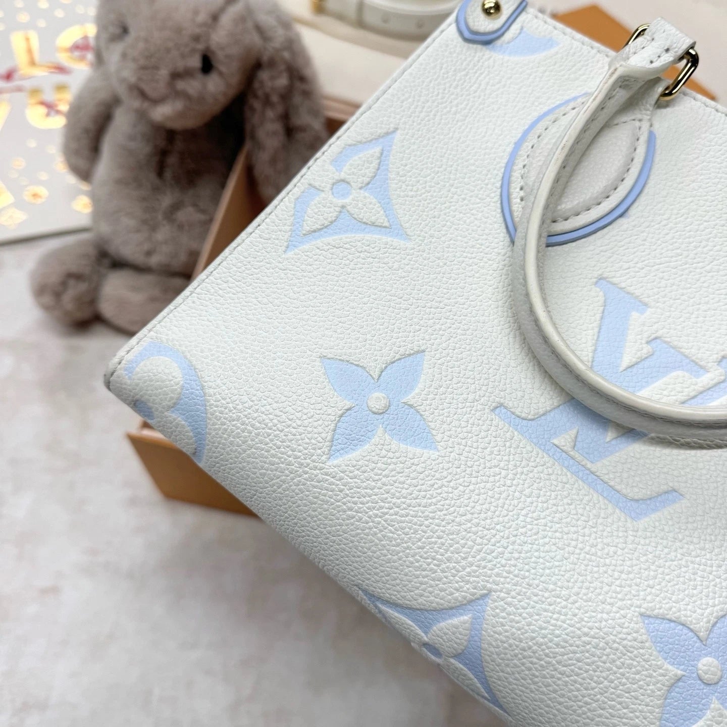 Louis Vuitton OnTheGo PM Canvas Tote Bag Excellent