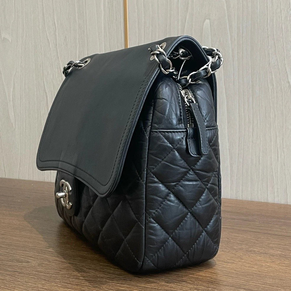 Chanel Classic Flap Silver Chain Black Shoulder Bag Crossbody Diamond Turnlock