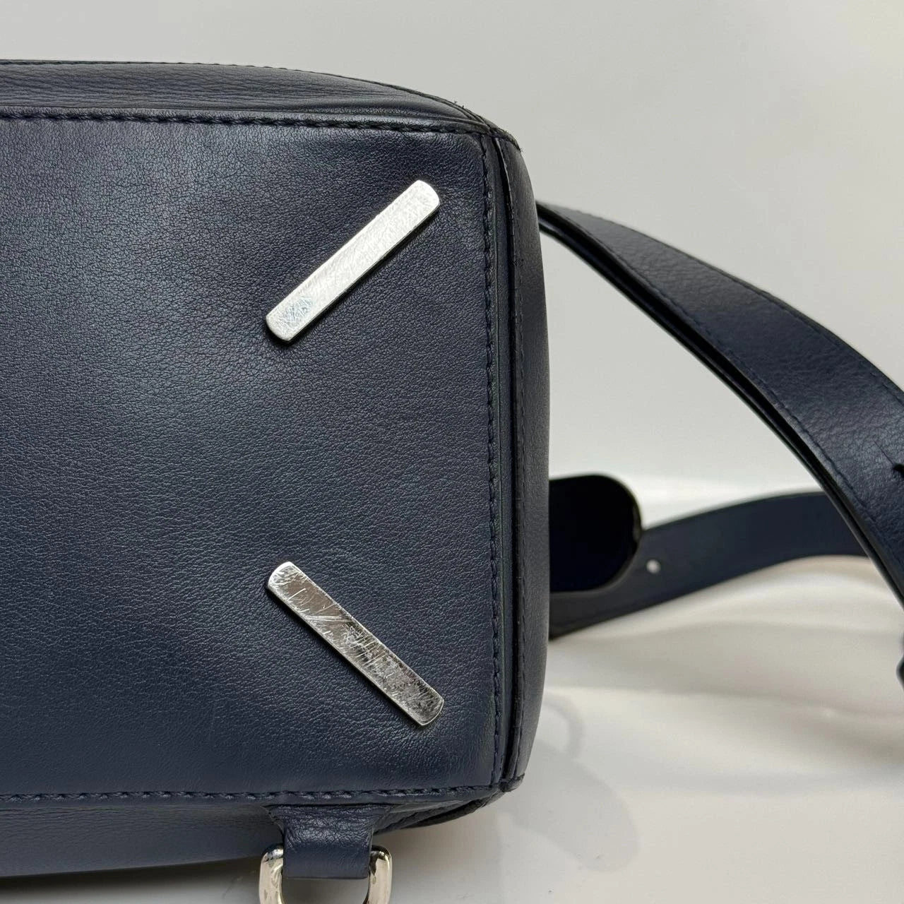 SJ0001 Loewe Medium Puzzle Bag in Navy Blue Calfskin
