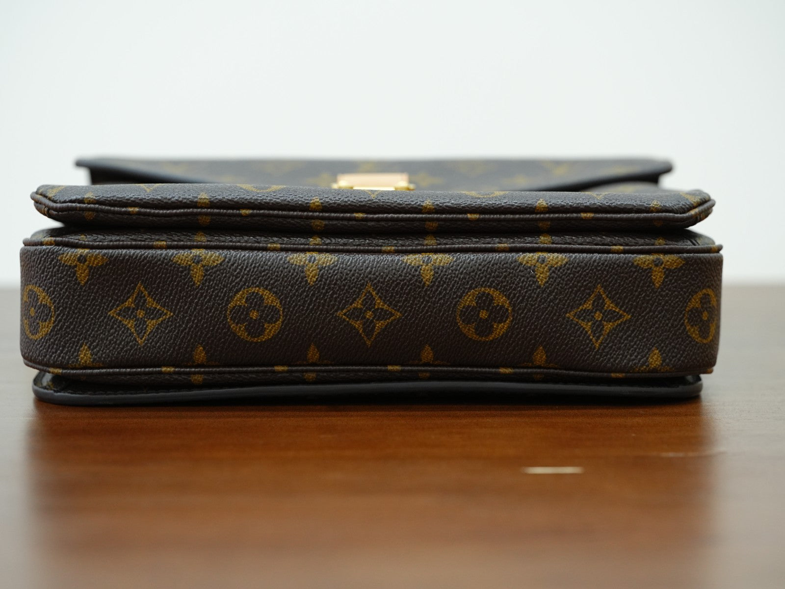 Louis Vuitton Pochette Métis Monogram 2way Shoulder Handbag Brown Crossbody