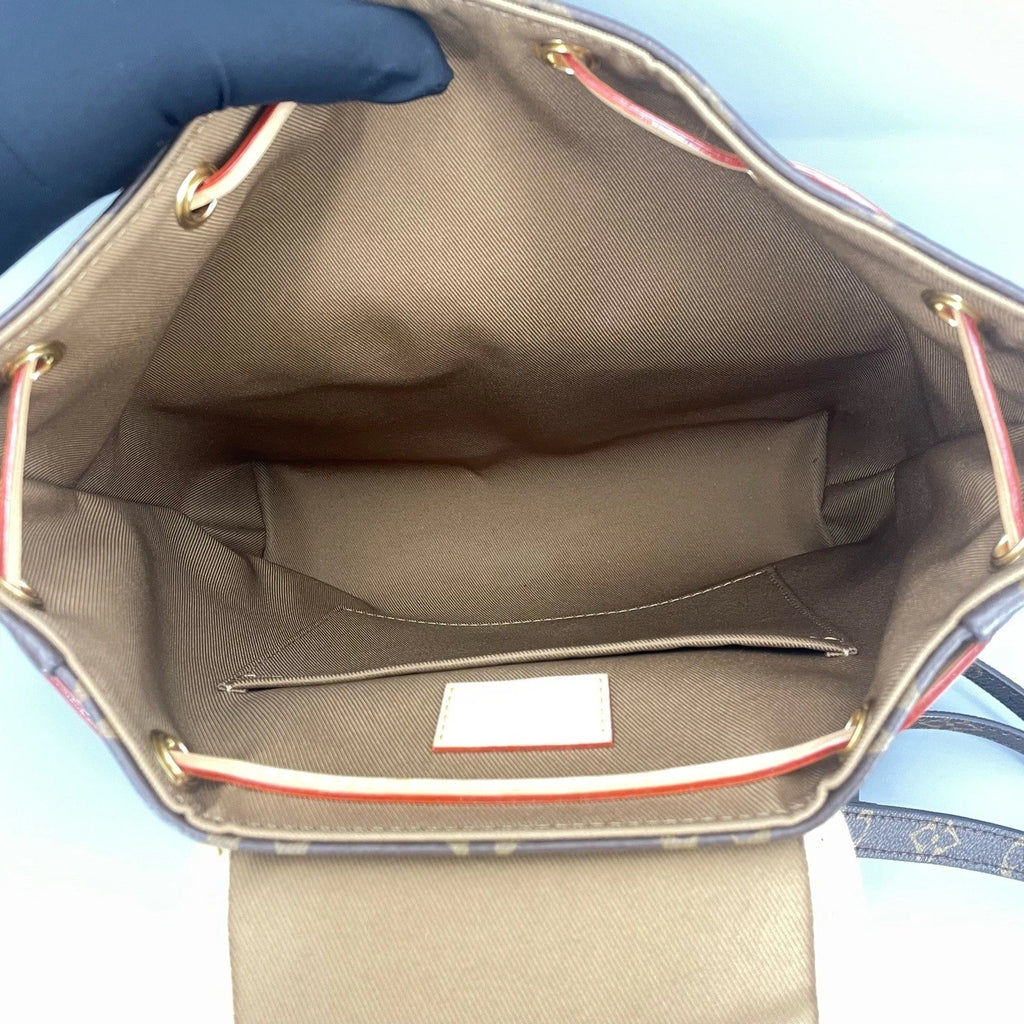 Louis Vuitton Canvas Frog Shoulder Bag For Women