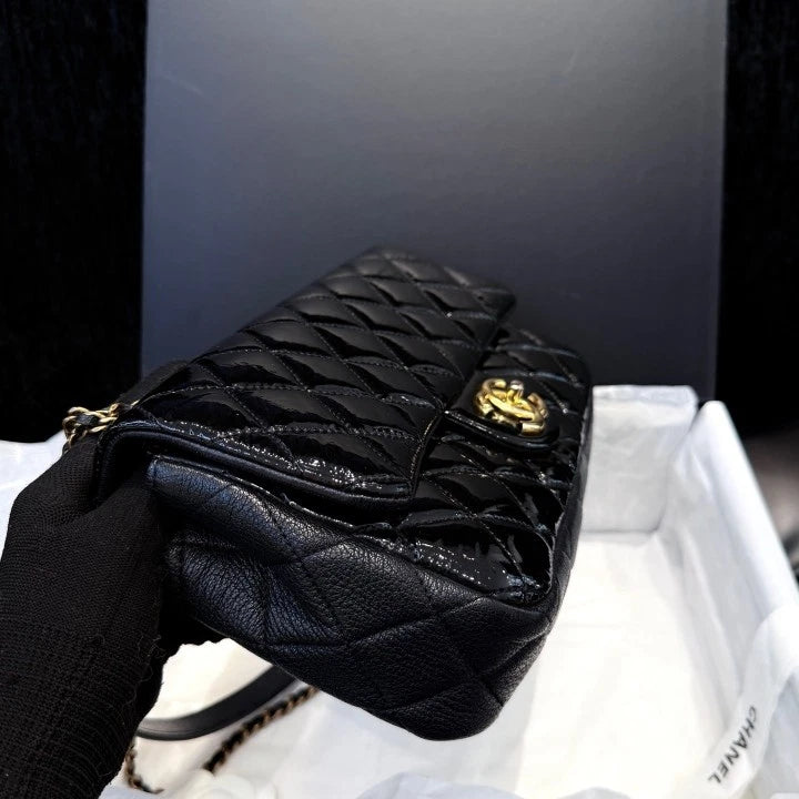 Chanel Classic Flap Mini Patent Goatskin Chain Shoulder Crossbody Bag Women D