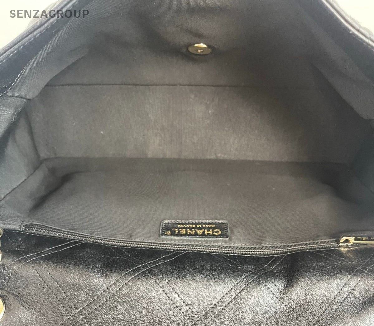 Chanel Diamond Pearl Chain Shoulder Bag Crossbody Black Gold Women Designer