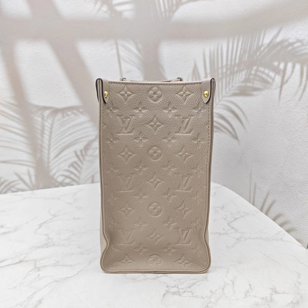 Louis Vuitton Grainy Calfskin Onthego Medium Tote Bag For Women