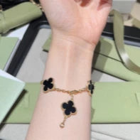New Van Cleef &amp; Arpels Vintage Alhambra 5 Motifs Bracelet Onyx 18k Yellow Gold