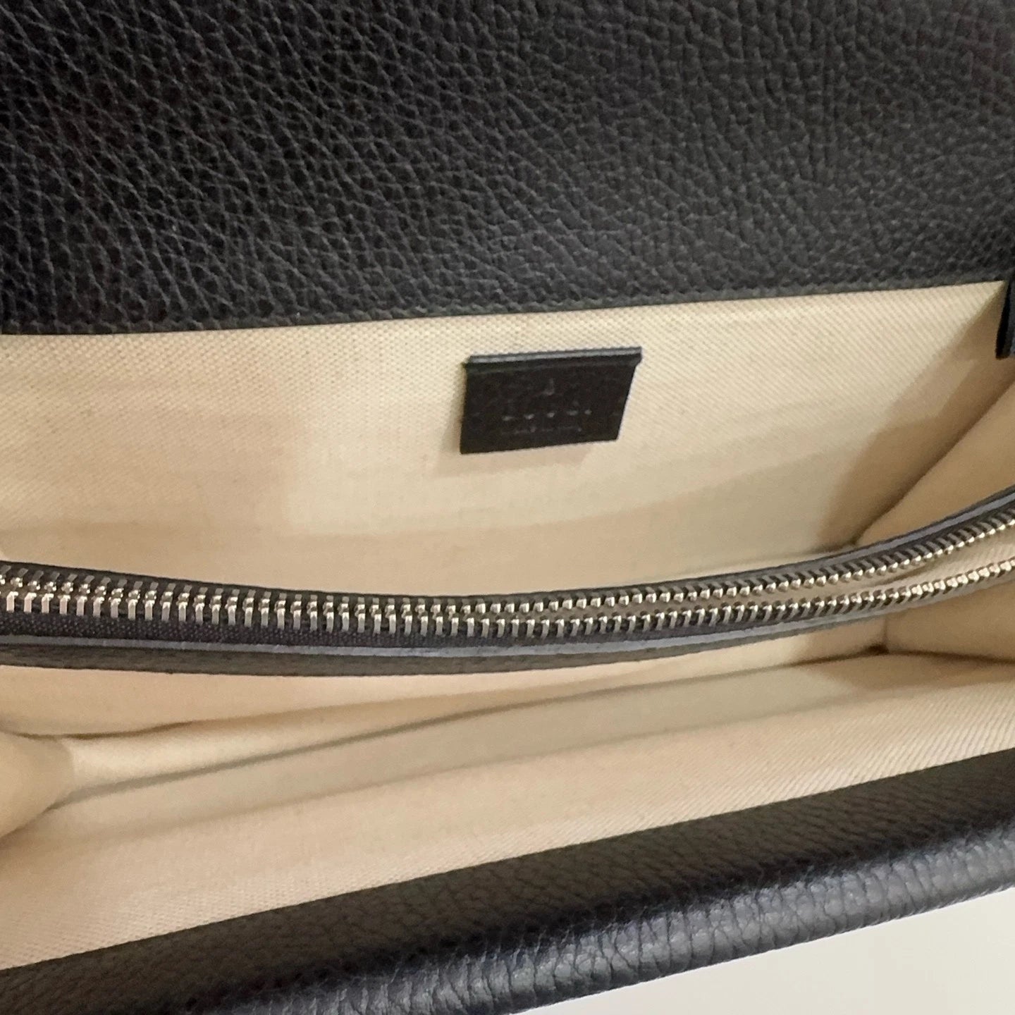 GUCCI Leather Dionysus Black Solid Shoulder Crossbody Bag For Women