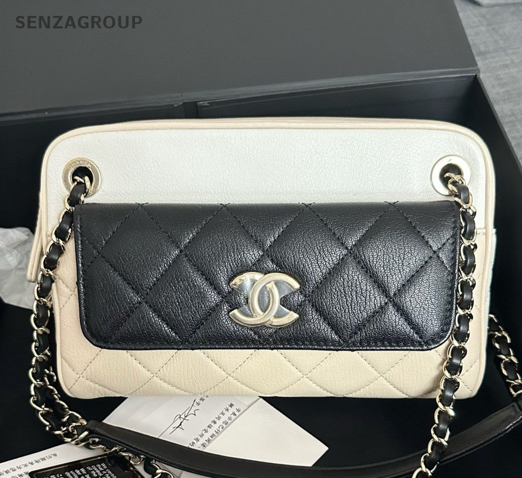 Chanel Diamond Chain Camera Bag Shoulder Bag Crossbody White Gold Women Classic