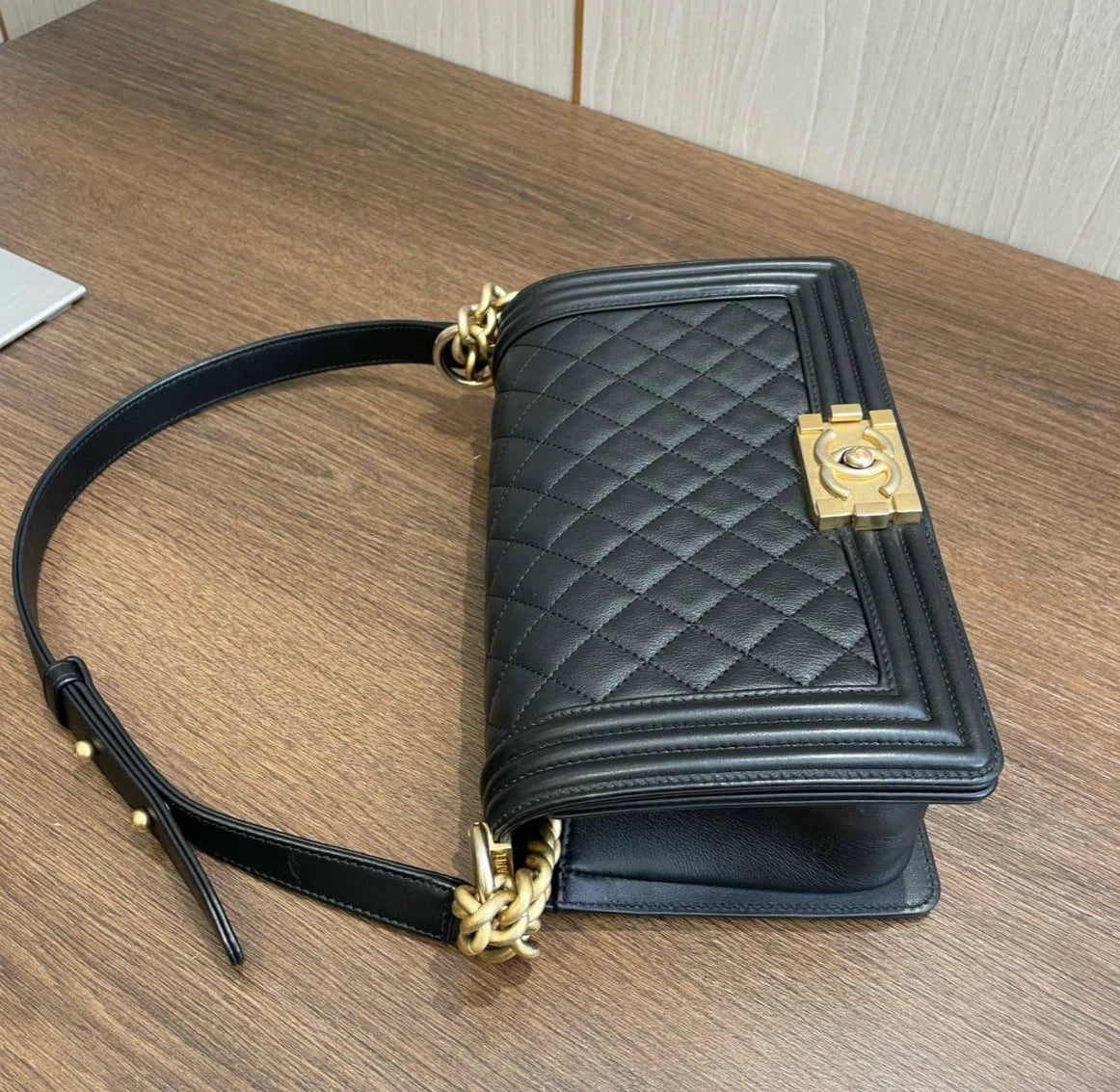 Chanel Leboy Calfskin MM Diamond Chain Shoulder Bag Crossbody Women