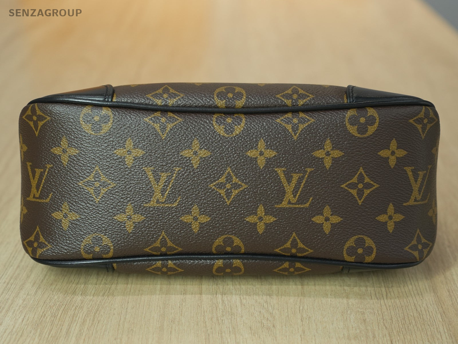 Louis Vuitton Monogram Back boulogne  Shoulder Crossbody bagM45832