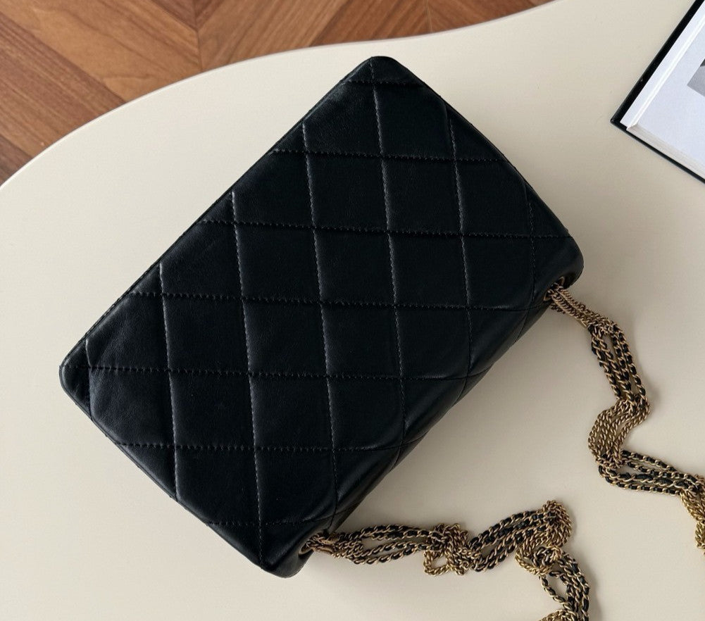 Chanel Diamond Chain 2Way Shoulder Crossbody Black Gold Women Classic Fashion