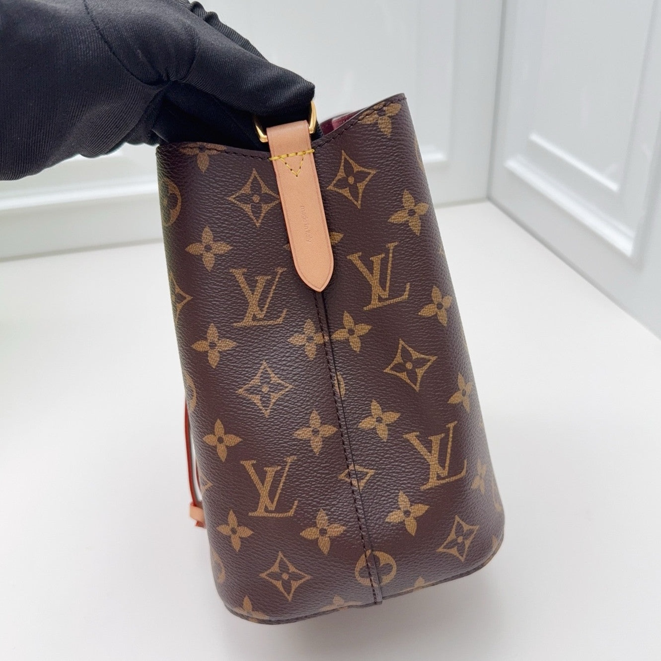 Louis Vuitton Monogram NeoNoe BB Bucket Bag - Women's Classic Handbag