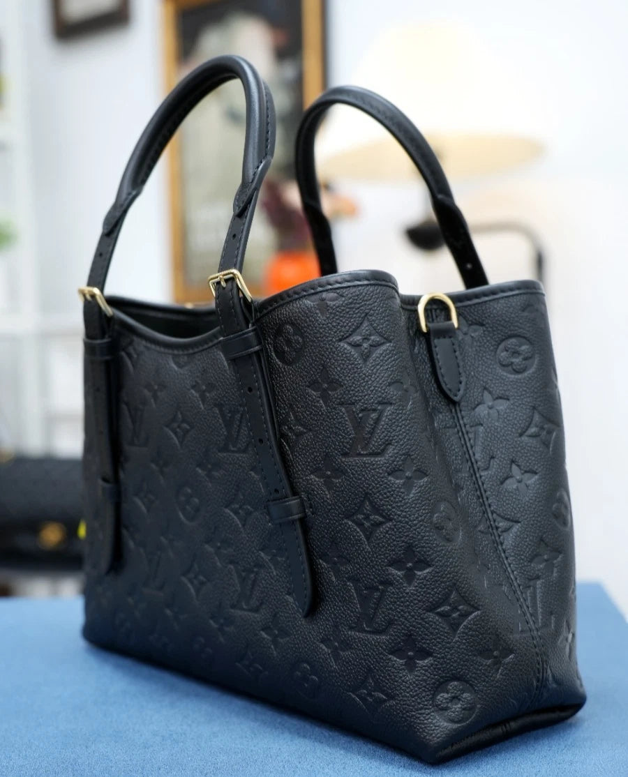 Louis Vuitton Monogram Empreinte Excellent