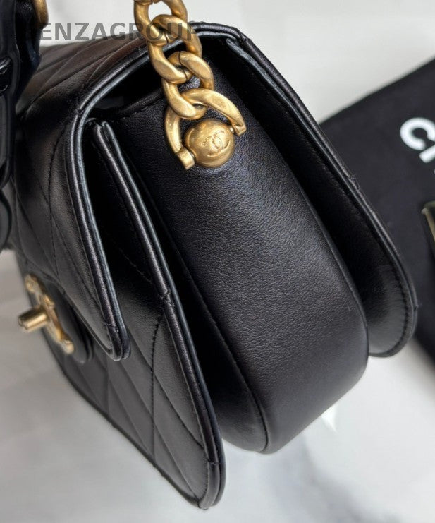Chanel 21S Calfskin Chain Shoulder Bag Black Gold Women Diamond Pattern Classic