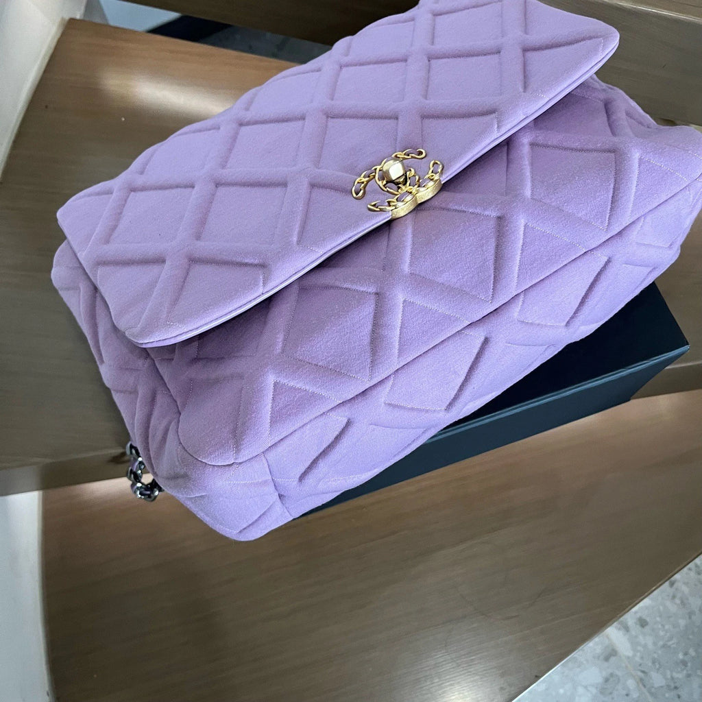 Chanel 19Bag Maxi Diamond Purple Shoulder Bag Turn Lock Women