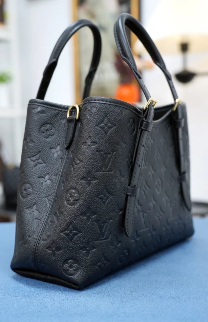 Louis Vuitton Monogram Empreinte Excellent