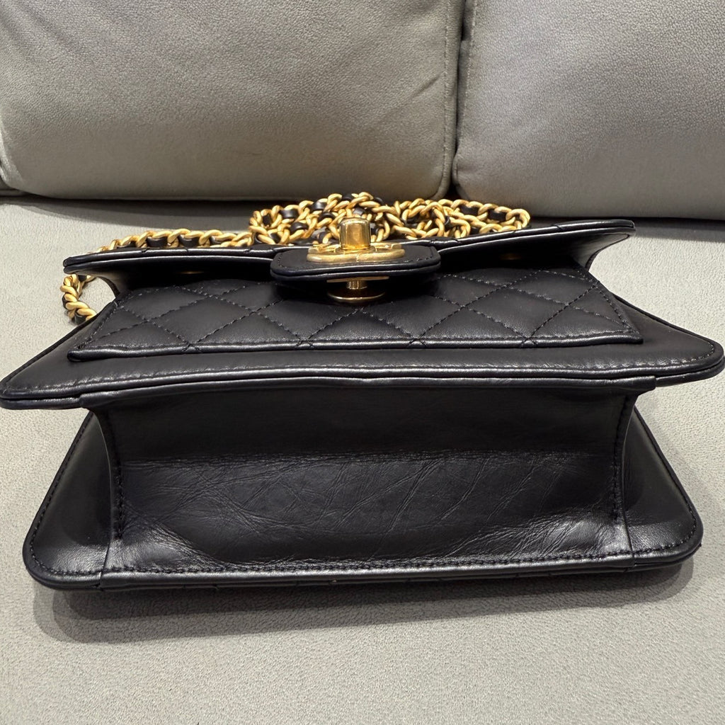 Chanel 23S Messenger Bag Black Quilted Gold Chain Crossbody Shoulder Bag