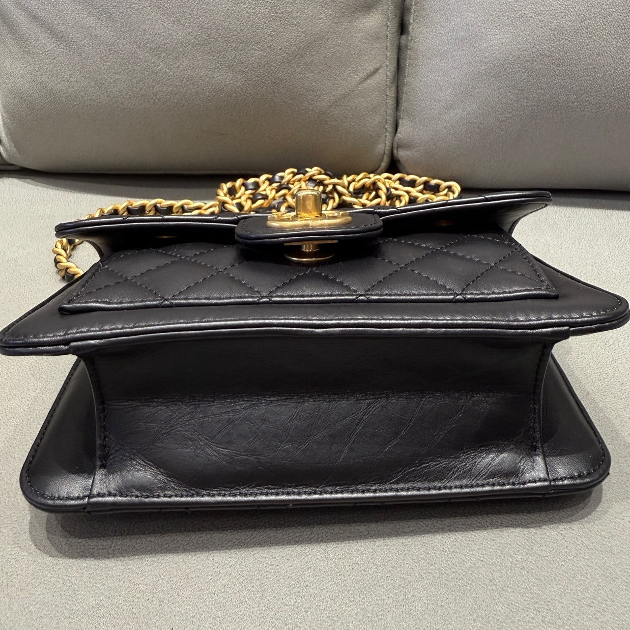Chanel 23S Messenger Bag Black Quilted Gold Chain Crossbody Shoulder Bag