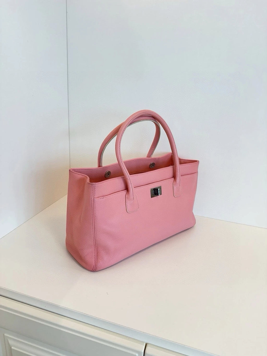 Chanel 2.55 Cerf Pink Leather Tote Bag Excellent