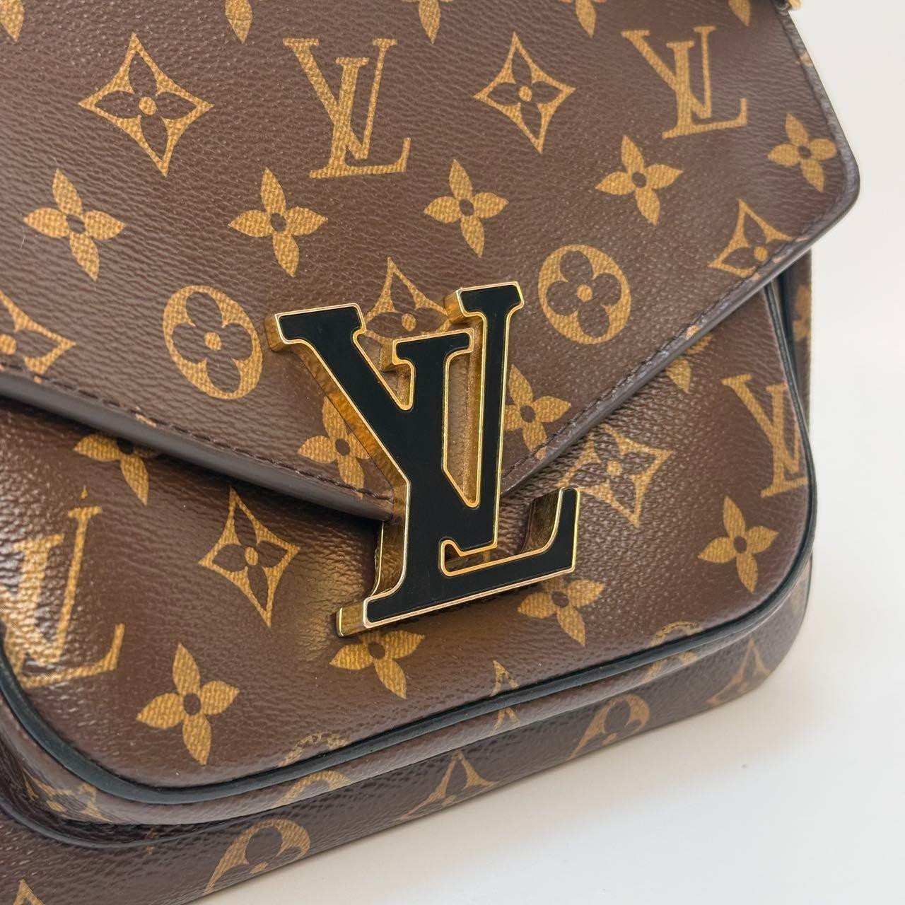 SJ0001 LV passy