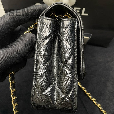Chanel Black Gold Quilted Chain Shoulder Crossbody Bag Classic Women