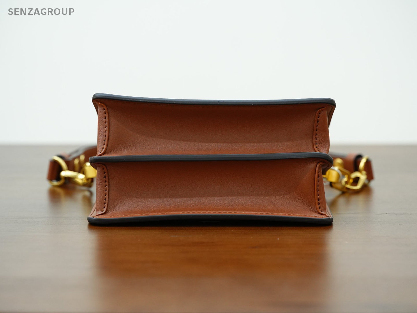 Louis Vuitton Dauphine PM Monogram Shoulder bag Crossbody Almost Brand NEW Women