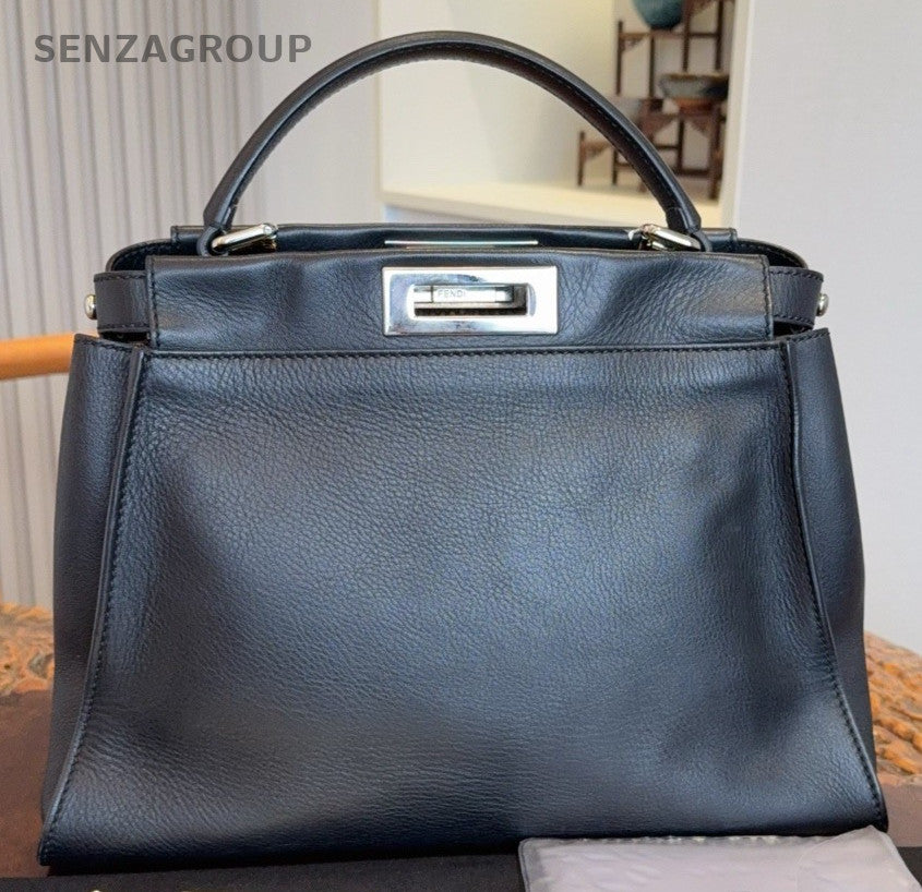 Bolsa Fendi Peekaboo MM alça superior preta prata usada unissex adultos clássica-