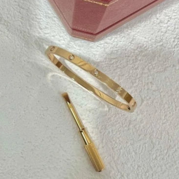Cartier Love Small Bracelet 10Point Diamonds 18k Rose/Pink Gold Bangle Size16
