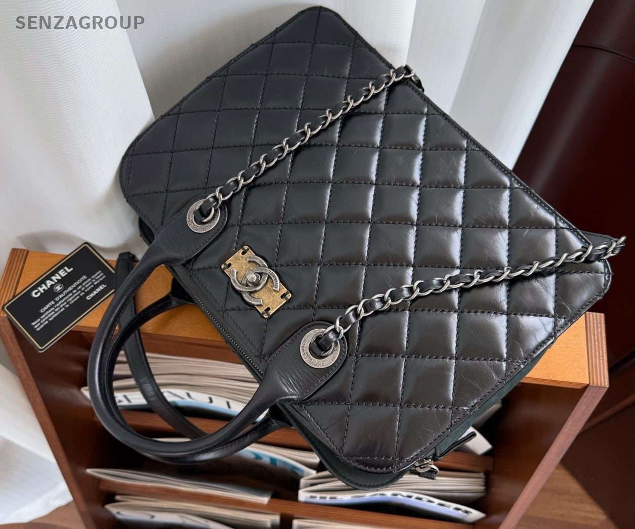 CHANEL Briefcase Calfskin Oil waxed leather Top Handle Chain Shoulder bag Black