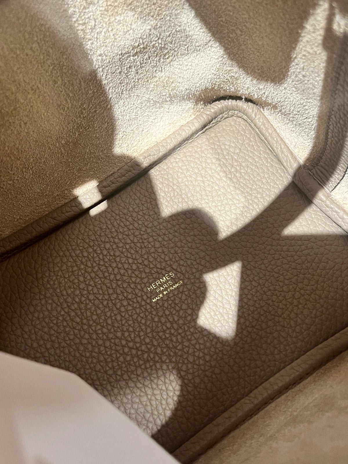 Hermes Leather 18 Gray Gold Hardware Bucket Handbag For Women