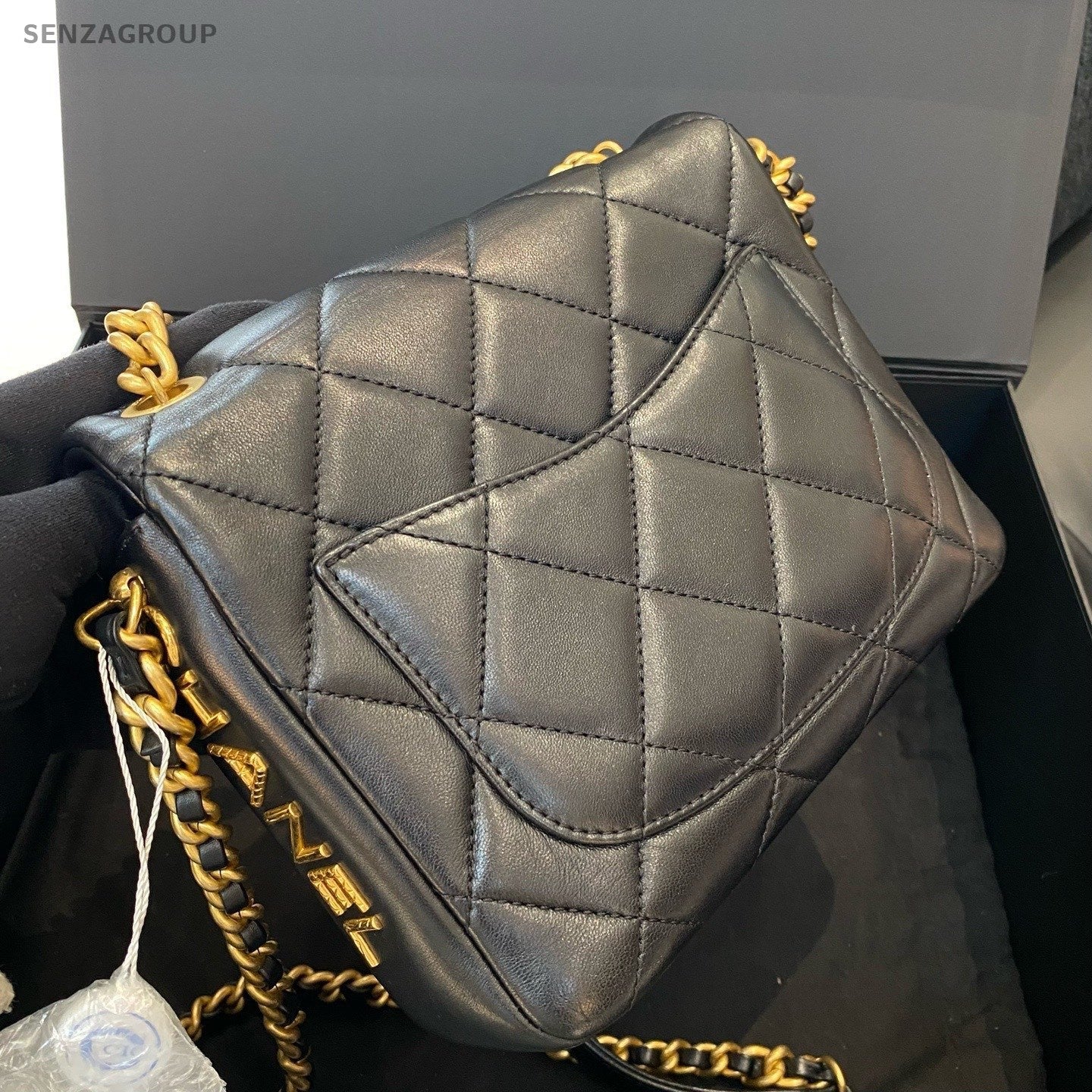 Chanel Diamond Chain Top Handle Shoulder Crossbody Black Gold Women Classic