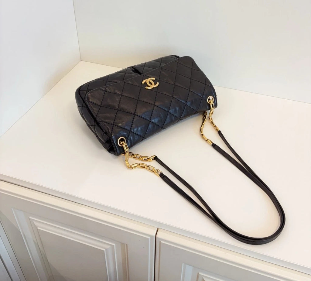 Chanel Classic Flap Jumbo Calfskin Diamond Shoulder Bag Crossbody Bag Women