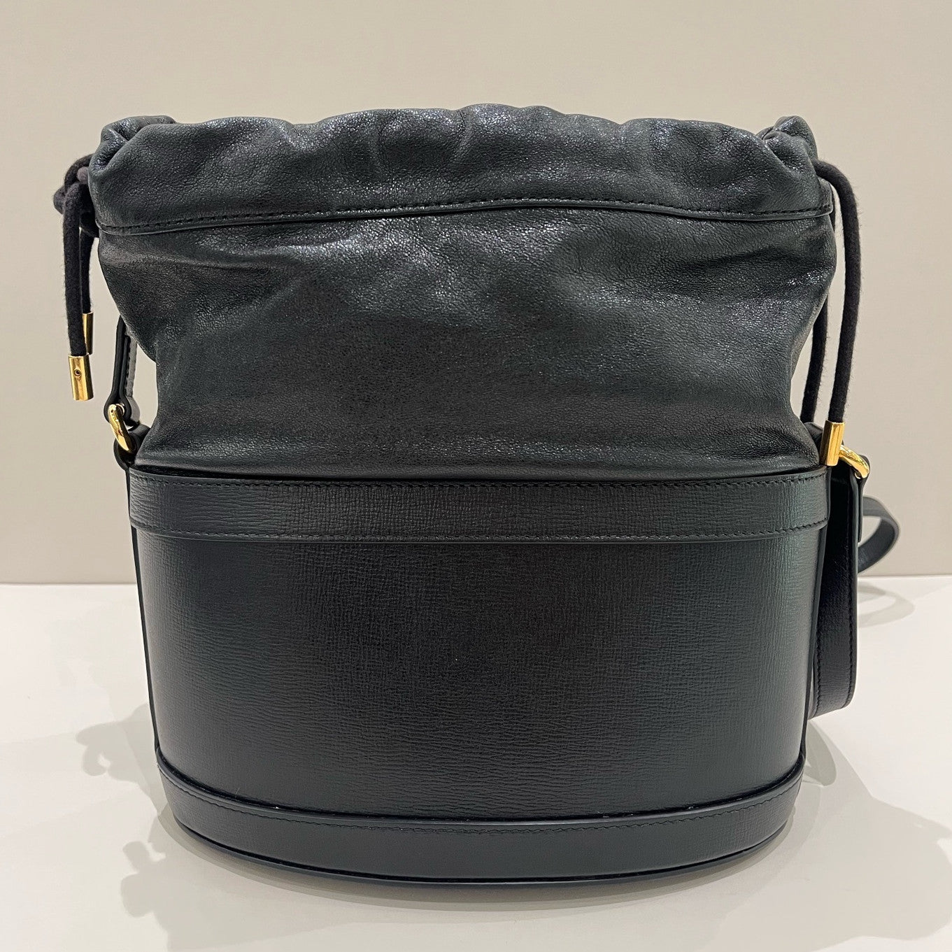 Gucci 1955 Drawstring Bucket Bag Black Gold Shoulder Crossbody Women