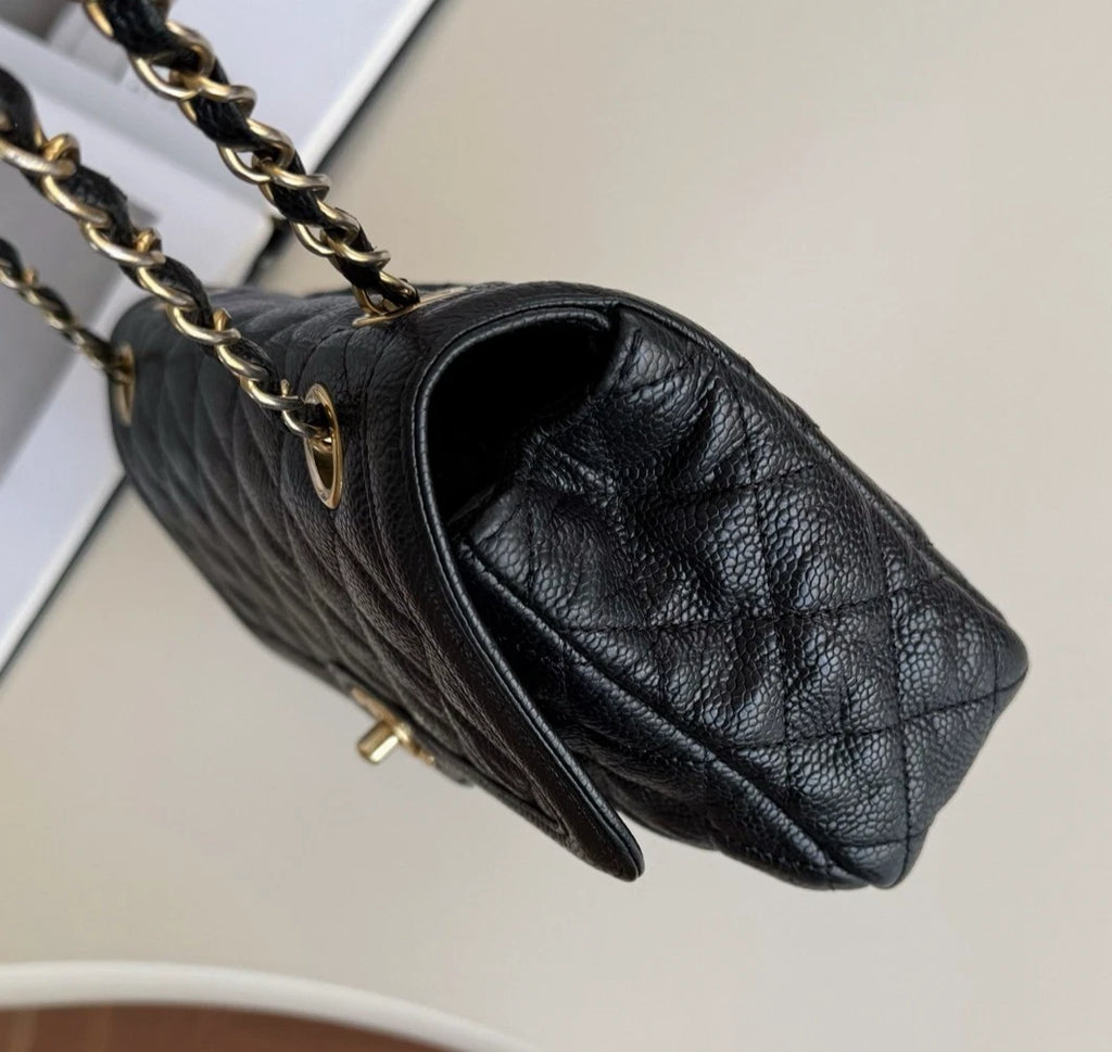 Chanel Diana Flap Bag PM Chain Shoulder Crossbody Black Gold Used Women Classic