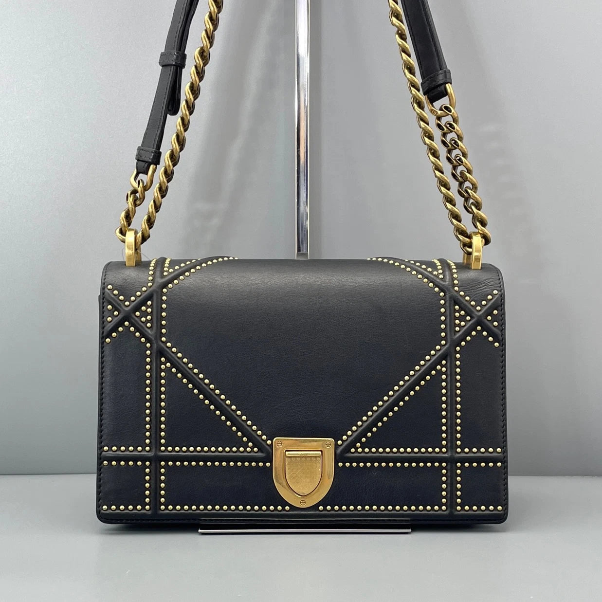 Christian Dior Diorama MM Chain Shoulder Bag Black Gold Hardware Women