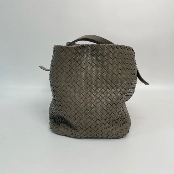 Bottega Veneta Woven Leather Green Tote Shoulder Handbag For Women Pre-owned