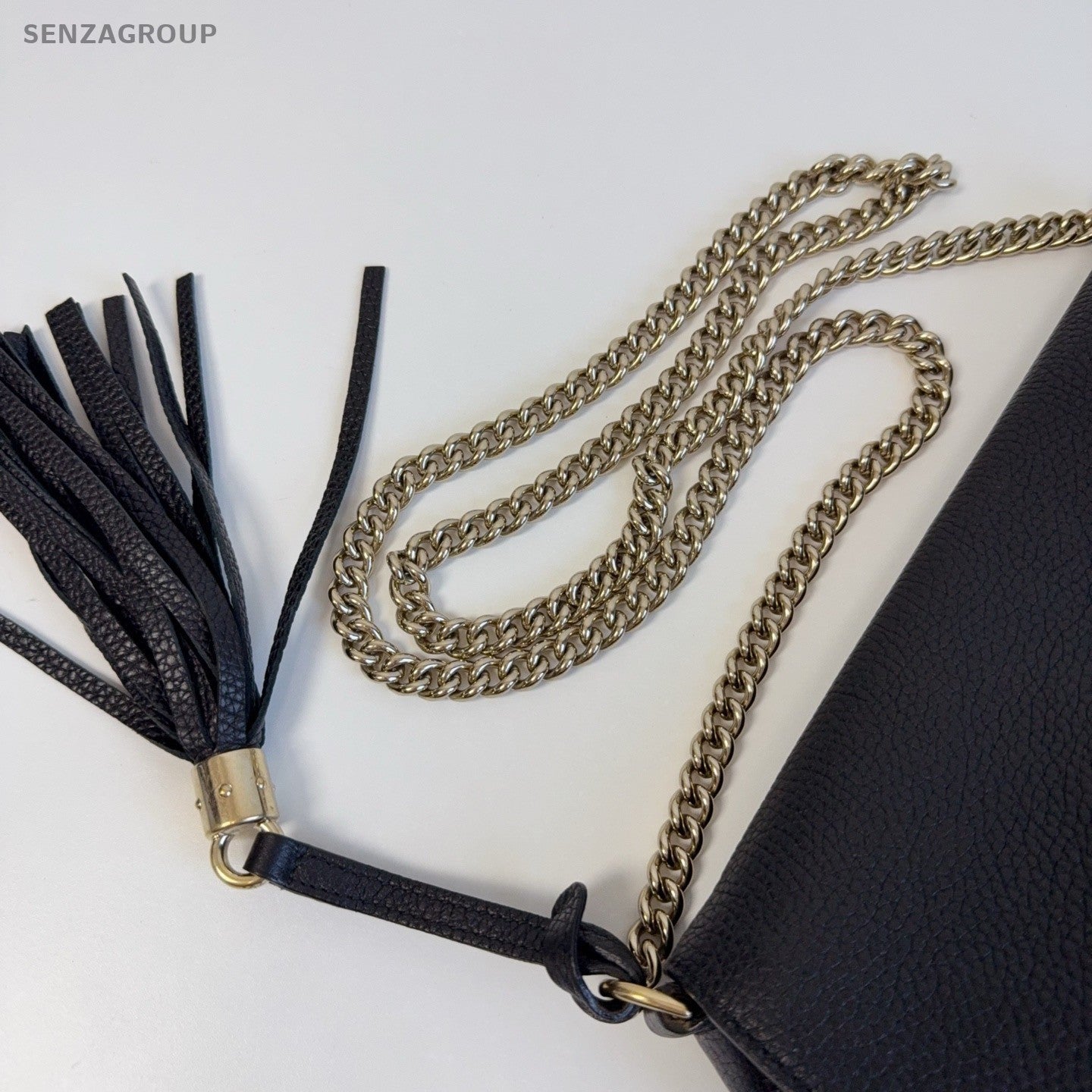 Gucci Calfskin Chain Crossbody Shoulder Bag Black Gold Women Classic