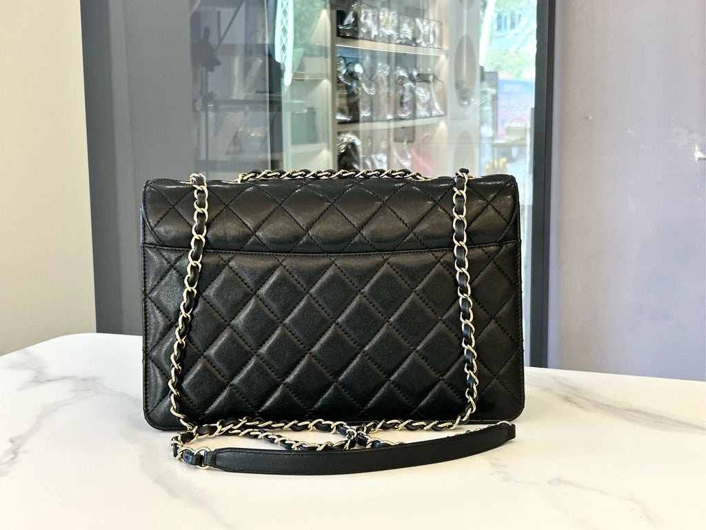 CHANEL Black Beautylock Flap Shoulder Bag for Women
